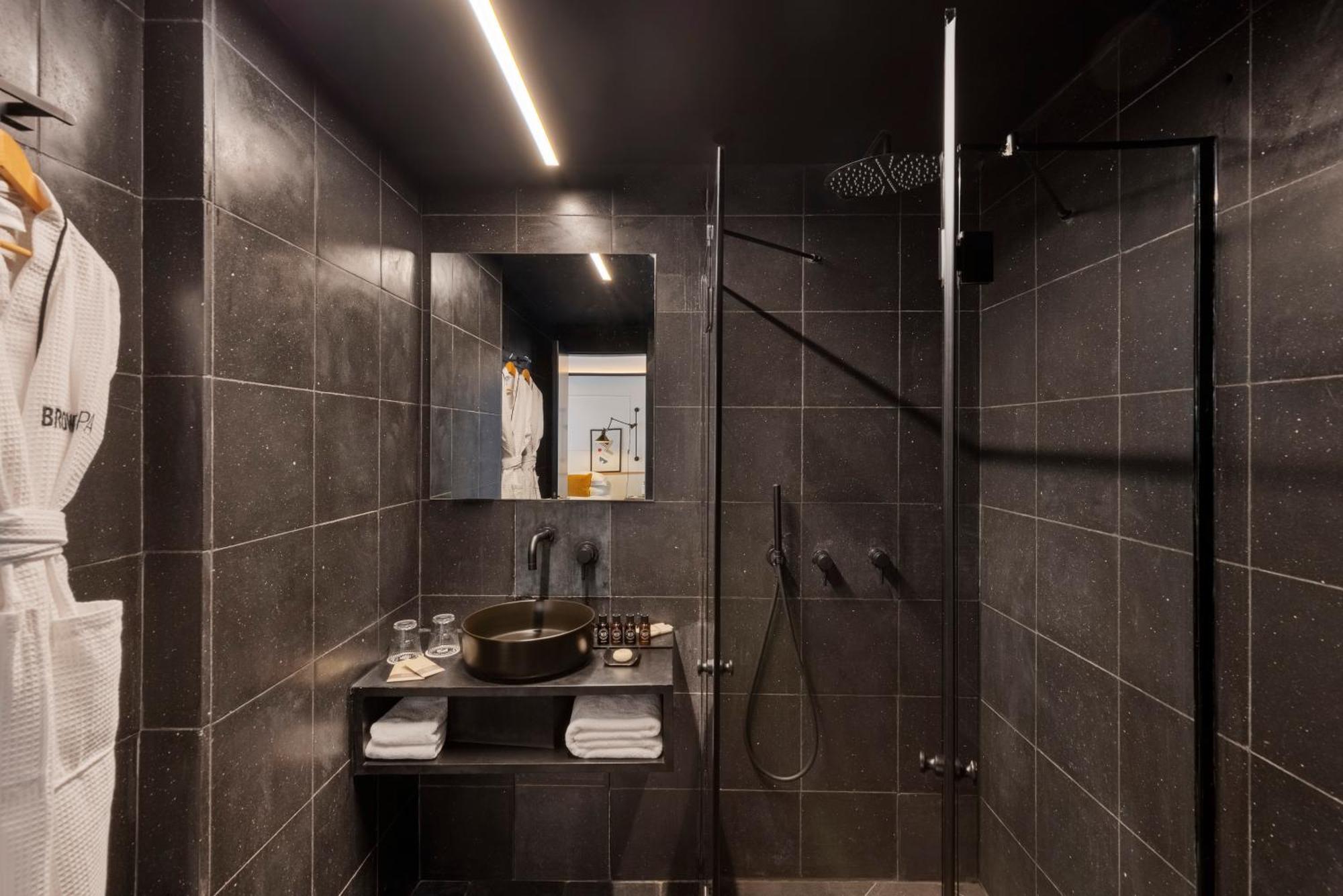 Theodor Rothschild Tel-Aviv Hotel Bagian luar foto